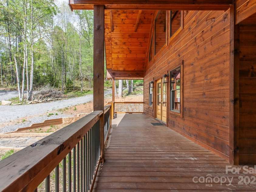 91 Riverview Drive, Robbinsville, NC 28771.  MLS# CAR4257153, YatesRealty ID 11752. 