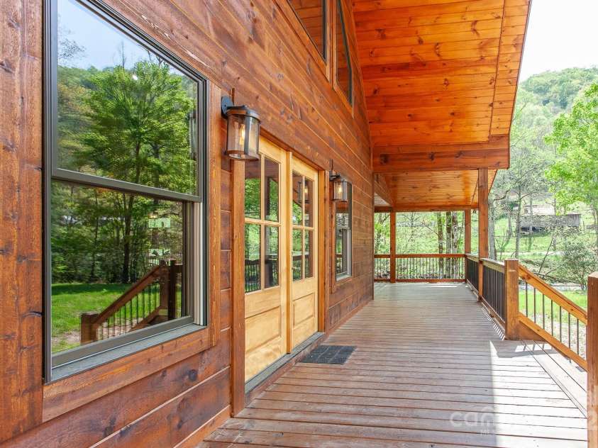 91 Riverview Drive, Robbinsville, NC 28771.  MLS# CAR4257153, YatesRealty ID 11752. 