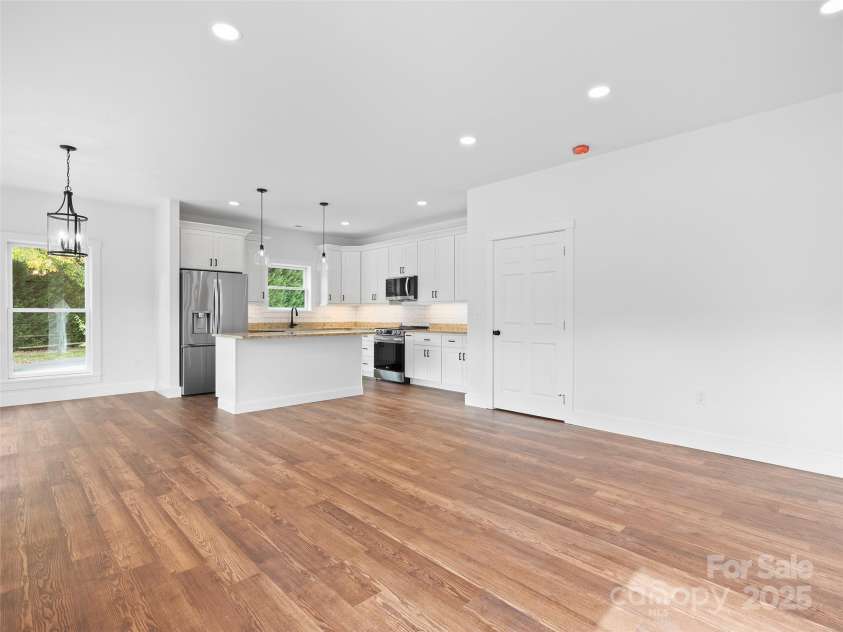 11 Riemar Lane, Waynesville, NC 28786.  MLS# CAR4306139, YatesRealty ID 11753. 
