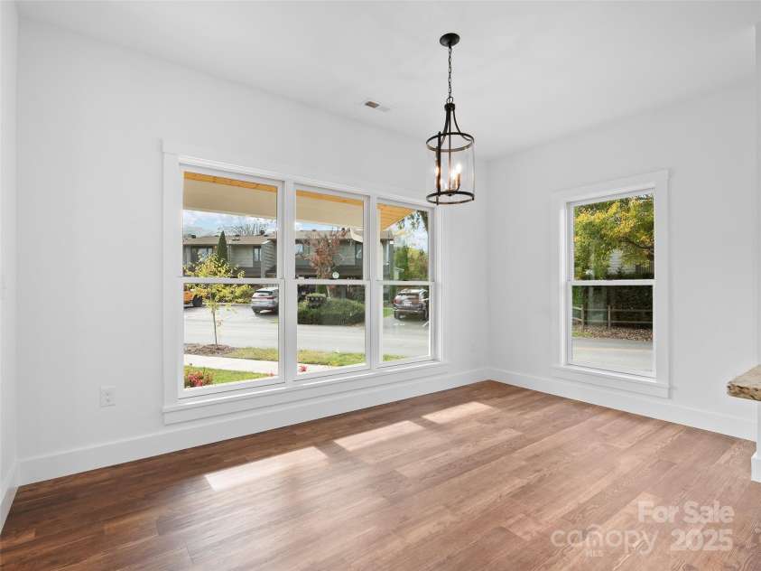 11 Riemar Lane, Waynesville, NC 28786.  MLS# CAR4306139, YatesRealty ID 11753. 