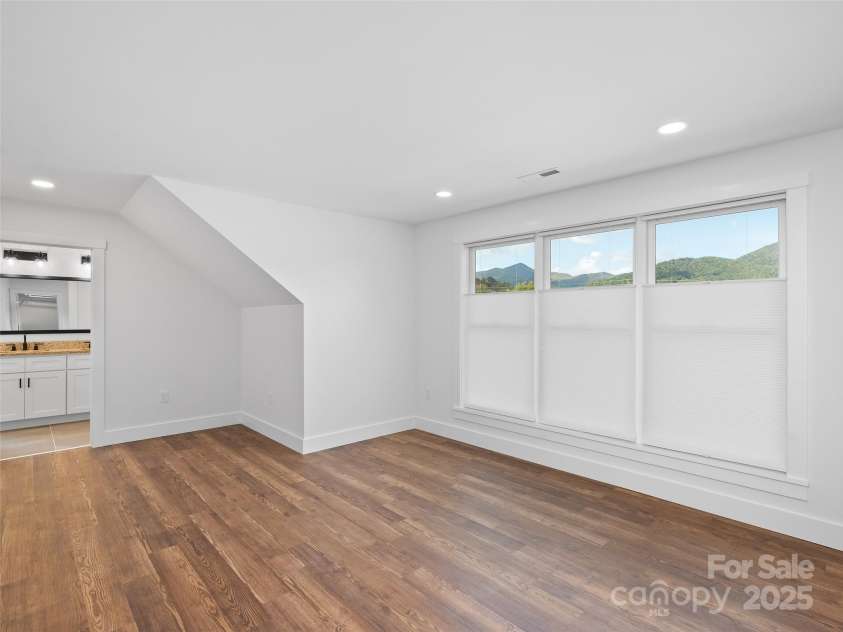 11 Riemar Lane, Waynesville, NC 28786.  MLS# CAR4306139, YatesRealty ID 11753. 