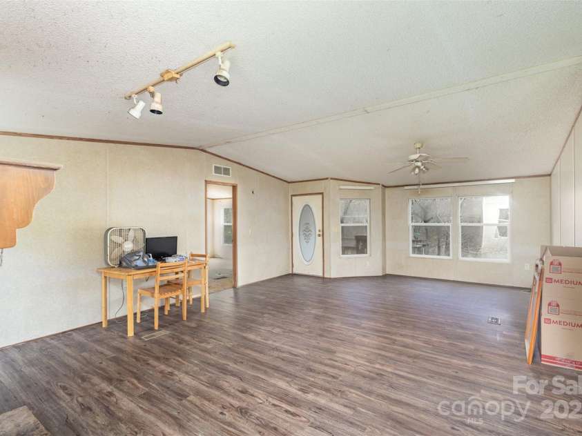 811 Acclaim Drive, York, SC 29745.  MLS# CAR4257296, YatesRealty ID 11753. 