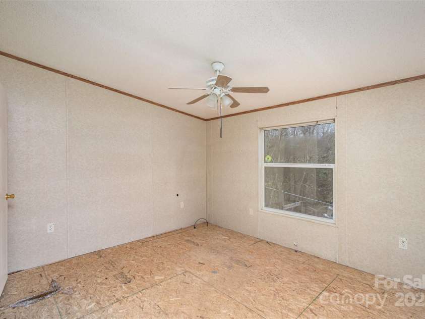 811 Acclaim Drive, York, SC 29745.  MLS# CAR4257296, YatesRealty ID 11753. 