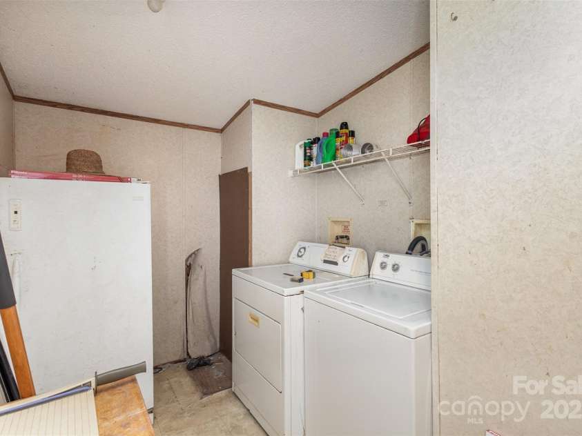 811 Acclaim Drive, York, SC 29745.  MLS# CAR4257296, YatesRealty ID 11753. 