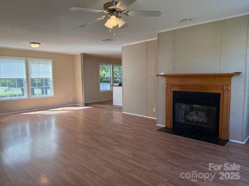 109 Highfield Court, Shelby, NC 28150.  MLS# CAR4313213, YatesRealty ID 11755. 