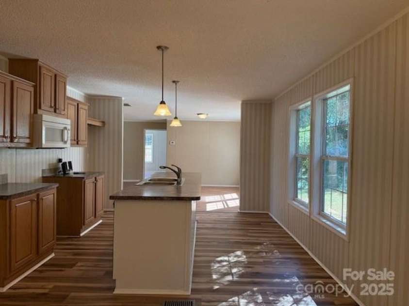 109 Highfield Court, Shelby, NC 28150.  MLS# CAR4313213, YatesRealty ID 11755. 