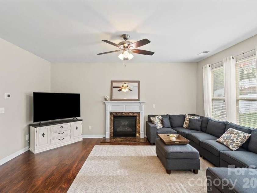 17211 Caldwell Track Drive, Huntersville, NC 28078.  MLS# CAR4357369, YatesRealty ID 11755. Living room