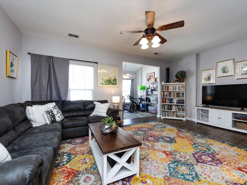 2147 Lake Breeze Lane, Denver, NC 28037.  MLS# CAR4256936, YatesRealty ID 11755. Family Room