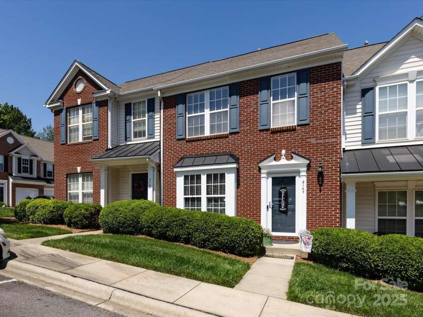 2147 Lake Breeze Lane, Denver, NC 28037.  MLS# CAR4256936, YatesRealty ID 11755. Front