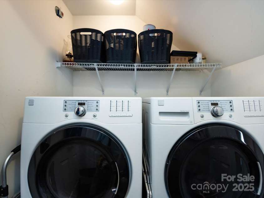 2147 Lake Breeze Lane, Denver, NC 28037.  MLS# CAR4256936, YatesRealty ID 11755. Laundry