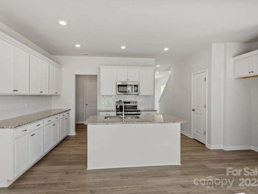 2716 Lehigh Road, Charlotte, NC 28208.  MLS# CAR4257320, YatesRealty ID 11756. 