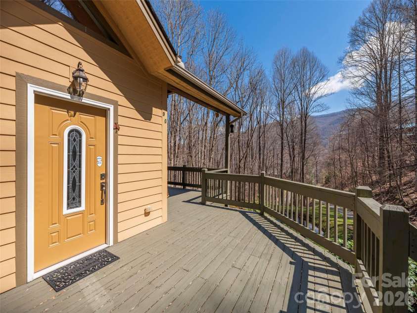 90 Lionheart Lane, Maggie Valley, NC 28751.  MLS# CAR4370064, YatesRealty ID 11756. 