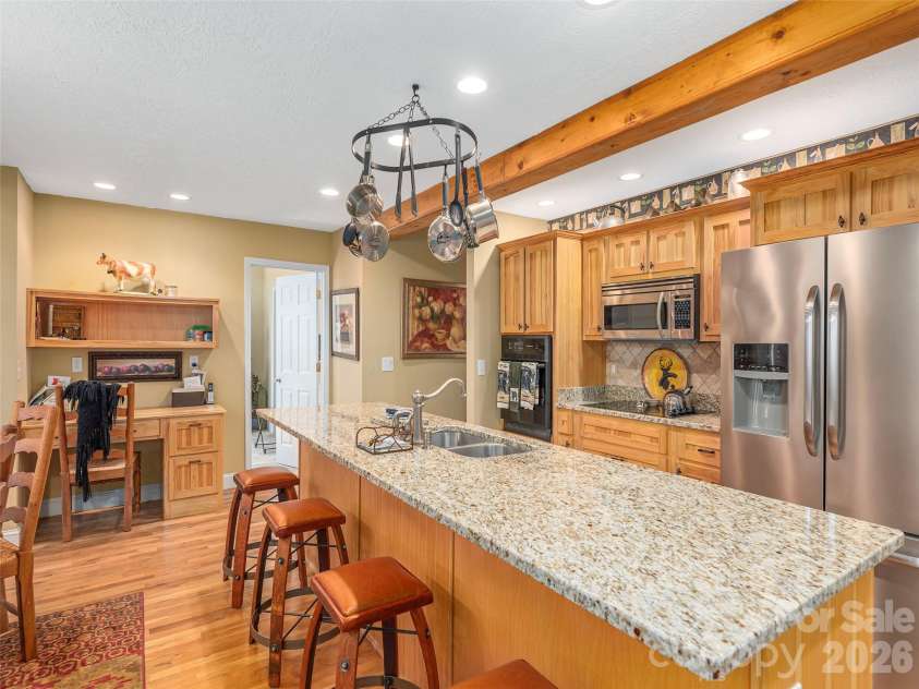 90 Lionheart Lane, Maggie Valley, NC 28751.  MLS# CAR4370064, YatesRealty ID 11756. 