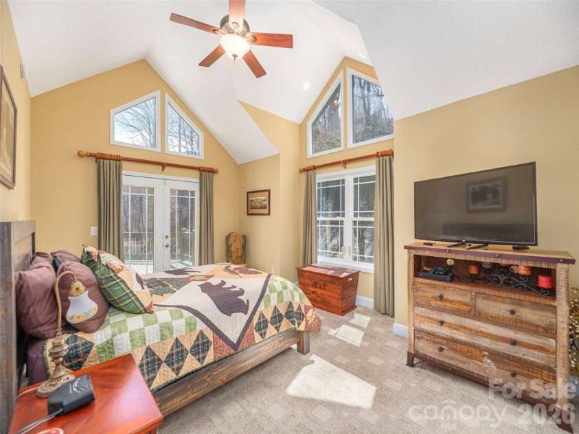 90 Lionheart Lane, Maggie Valley, NC 28751.  MLS# CAR4370064, YatesRealty ID 11756. 