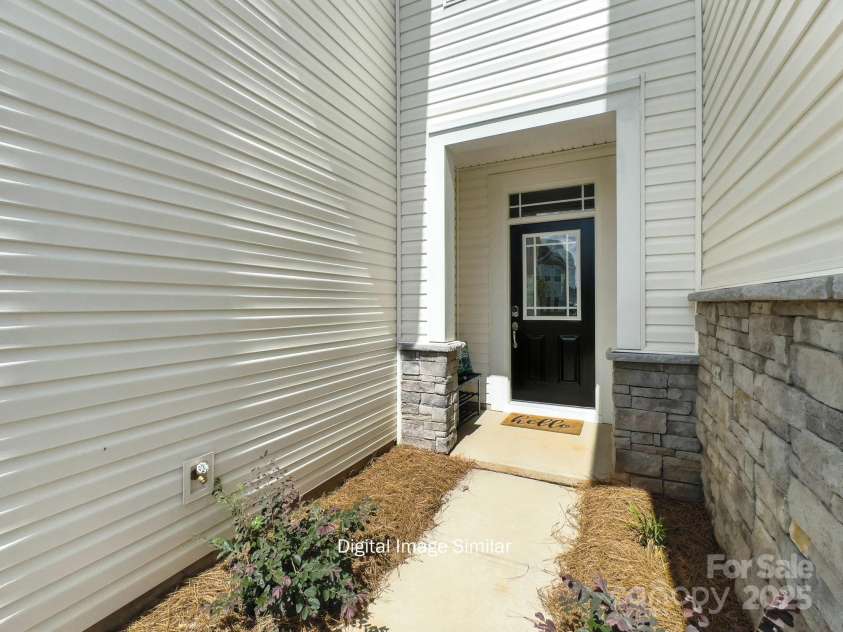 7108 Hodges Meadow Lane, Charlotte, NC 28213.  MLS# CAR4257321, YatesRealty ID 11757. 