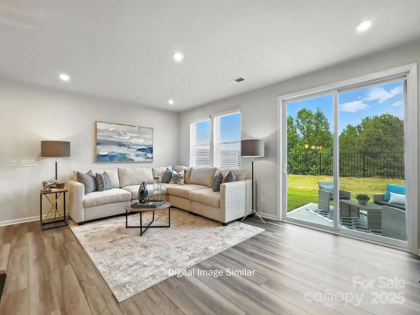 7108 Hodges Meadow Lane, Charlotte, NC 28213.  MLS# CAR4257321, YatesRealty ID 11757. 