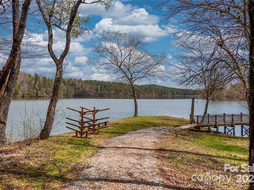 193, 199 Table Rock Trace, Valdese, NC 28690.  MLS# CAR4257208, YatesRealty ID 11758. 