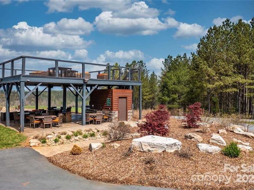 193, 199 Table Rock Trace, Valdese, NC 28690.  MLS# CAR4257208, YatesRealty ID 11758. 