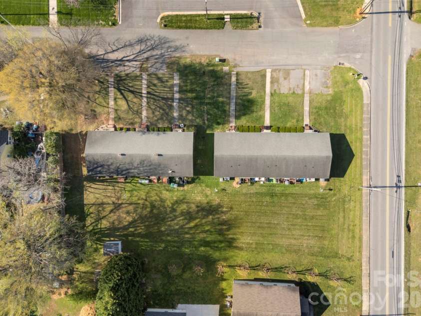 704 Secrest Avenue, Belmont, NC 28012.  MLS# CAR4359855, YatesRealty ID 11758. 