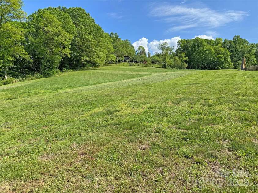 150 Easy Street, Hot Springs, NC 28743.  MLS# CAR4257068, YatesRealty ID 11759. 