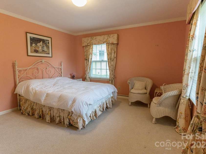 2541 Pinewood Road, Gastonia, NC 28054.  MLS# CAR4219606, YatesRealty ID 1176. 