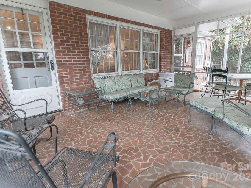 2541 Pinewood Road, Gastonia, NC 28054.  MLS# CAR4219606, YatesRealty ID 1176. 