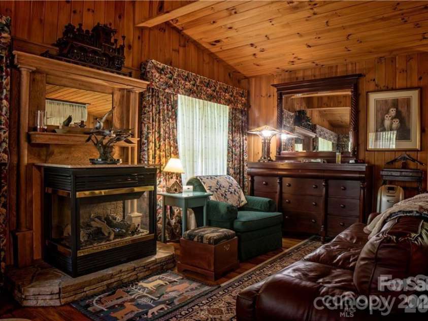 2736 White Oak Flats Road, Green Mountain, NC 28740.  MLS# CAR4327209, YatesRealty ID 1176. 