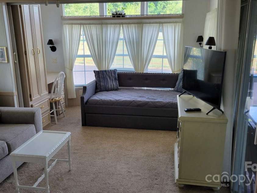 107 Strollers Lane, Waynesville, NC 28785.  MLS# CAR4257304, YatesRealty ID 11762. Daybed in 2nd bedroom