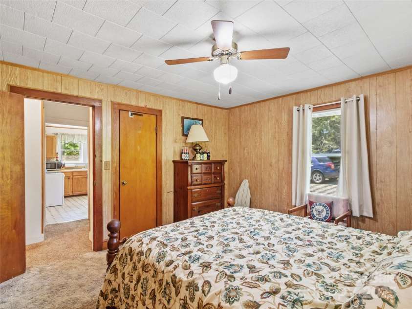 43 Charter Way, Burnsville, NC 28714.  MLS# CAR4256306, YatesRealty ID 11763. 