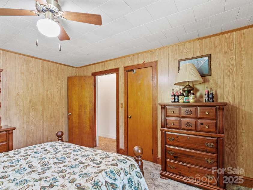 43 Charter Way, Burnsville, NC 28714.  MLS# CAR4256306, YatesRealty ID 11763. 