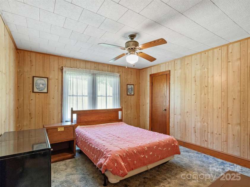 43 Charter Way, Burnsville, NC 28714.  MLS# CAR4256306, YatesRealty ID 11763. Bedroom #2