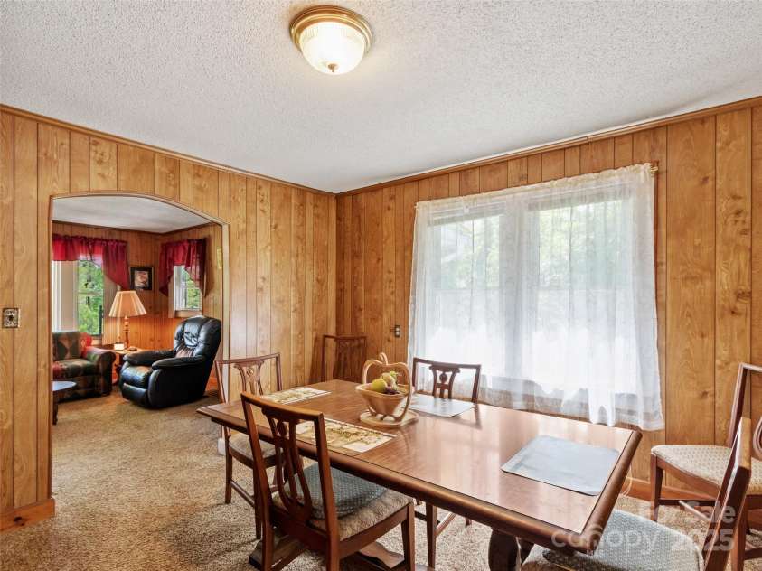 43 Charter Way, Burnsville, NC 28714.  MLS# CAR4256306, YatesRealty ID 11763. Dining room