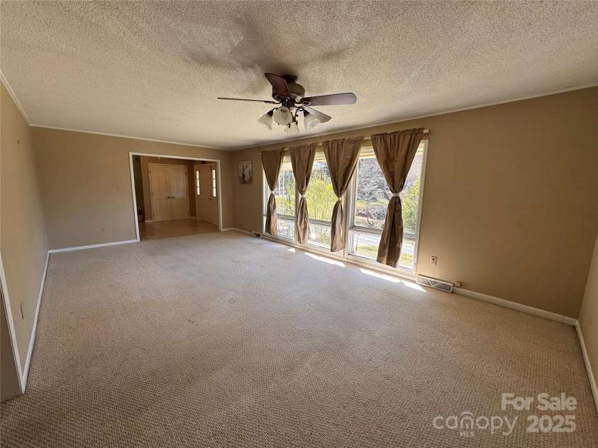 223 Cowan Valley Estates, Sylva, NC 28779.  MLS# CAR4257406, YatesRealty ID 11765. 