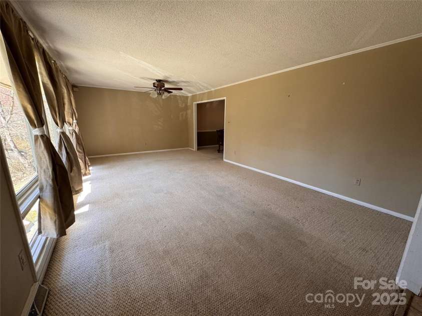 223 Cowan Valley Estates, Sylva, NC 28779.  MLS# CAR4257406, YatesRealty ID 11765. 