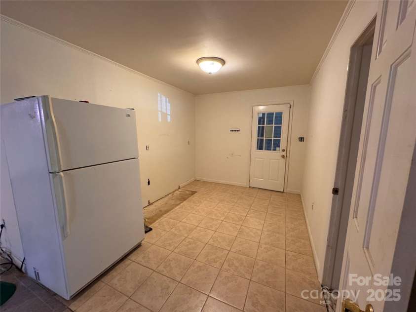 223 Cowan Valley Estates, Sylva, NC 28779.  MLS# CAR4257406, YatesRealty ID 11765. 