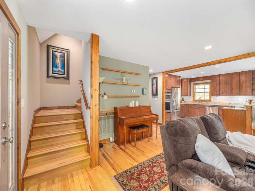 27 Little Roundtop Road, Clyde, NC 28721.  MLS# CAR4304468, YatesRealty ID 11765. 