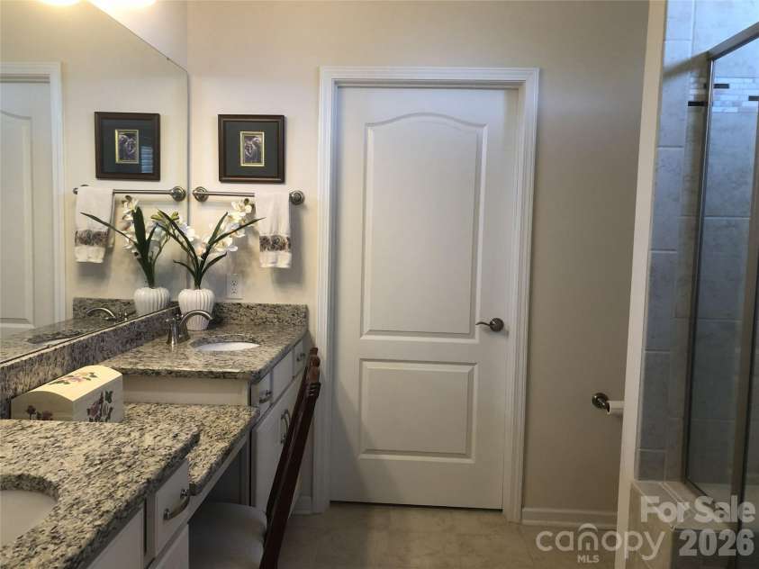 254 Cherry Tree Drive, Fort Mill, SC 29715.  MLS# CAR4361734, YatesRealty ID 11767. 