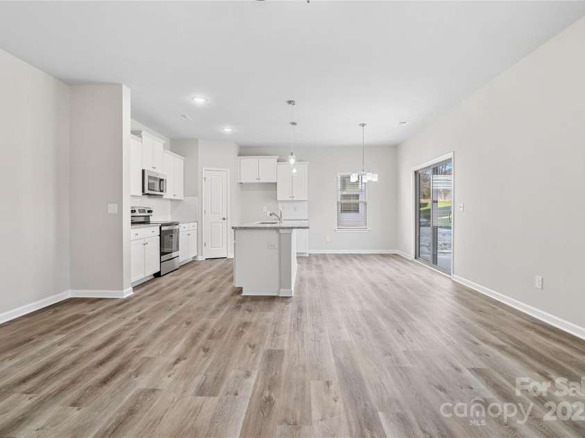 2133 Clapham Court, Charlotte, NC 28215.  MLS# CAR4210085, YatesRealty ID 1177. 