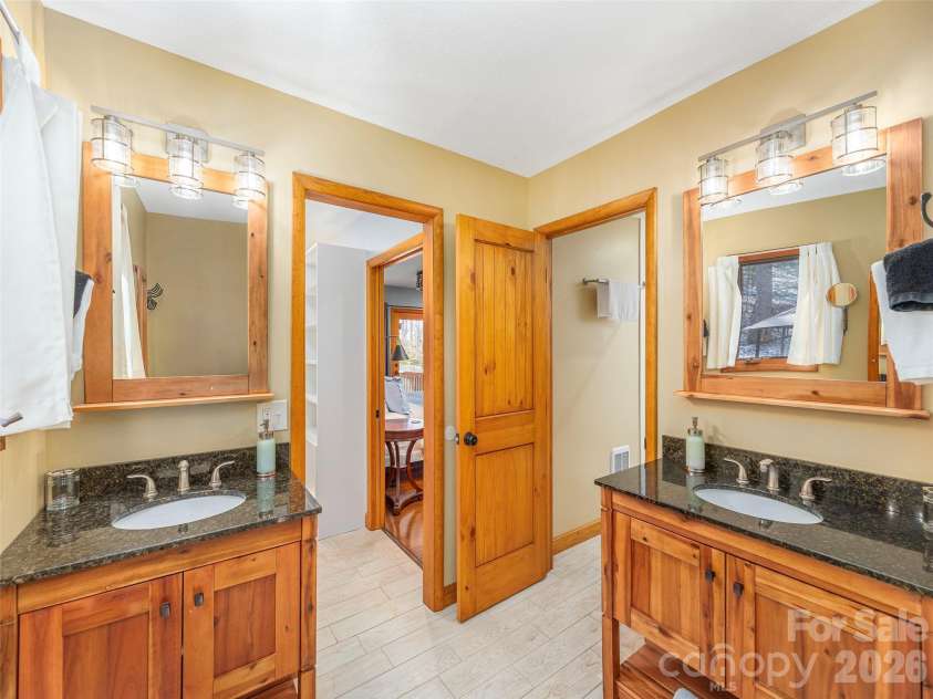56 Southwicke Drive, Arden, NC 28704.  MLS# CAR4368299, YatesRealty ID 11771. Primary Bath with double vanities