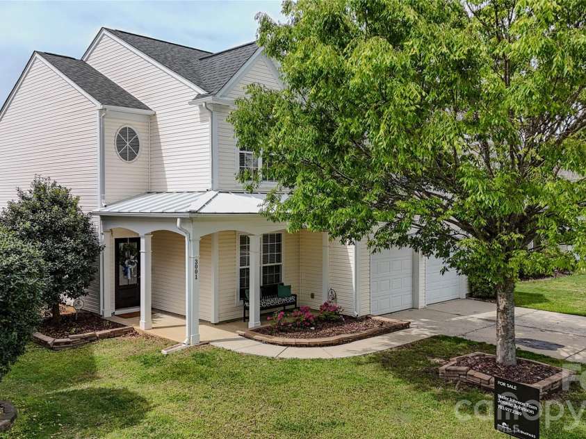 3001 Azalea Hills Drive, Charlotte, NC 28262.  MLS# CAR4366614, YatesRealty ID 11772. 