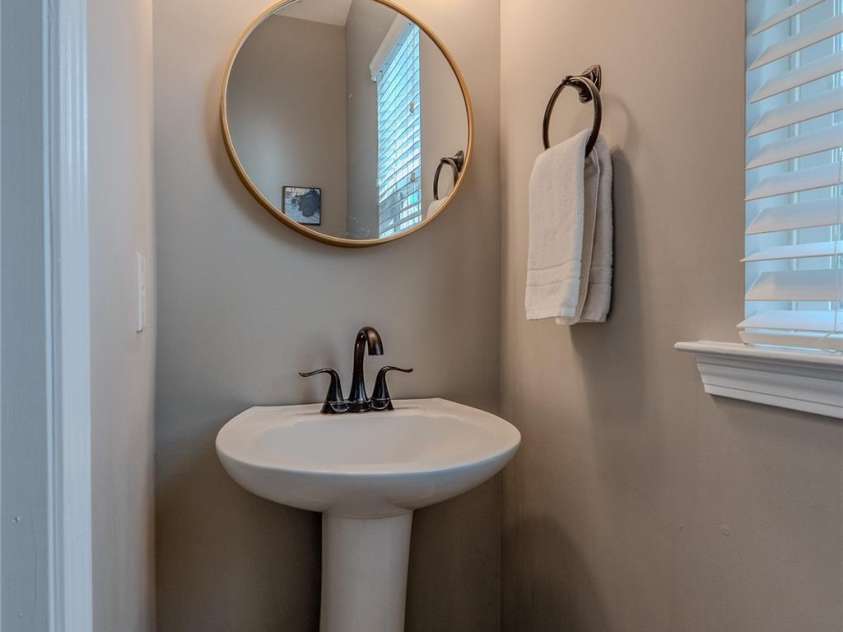 3001 Azalea Hills Drive, Charlotte, NC 28262.  MLS# CAR4366614, YatesRealty ID 11772. 