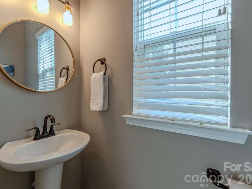 3001 Azalea Hills Drive, Charlotte, NC 28262.  MLS# CAR4366614, YatesRealty ID 11772. 
