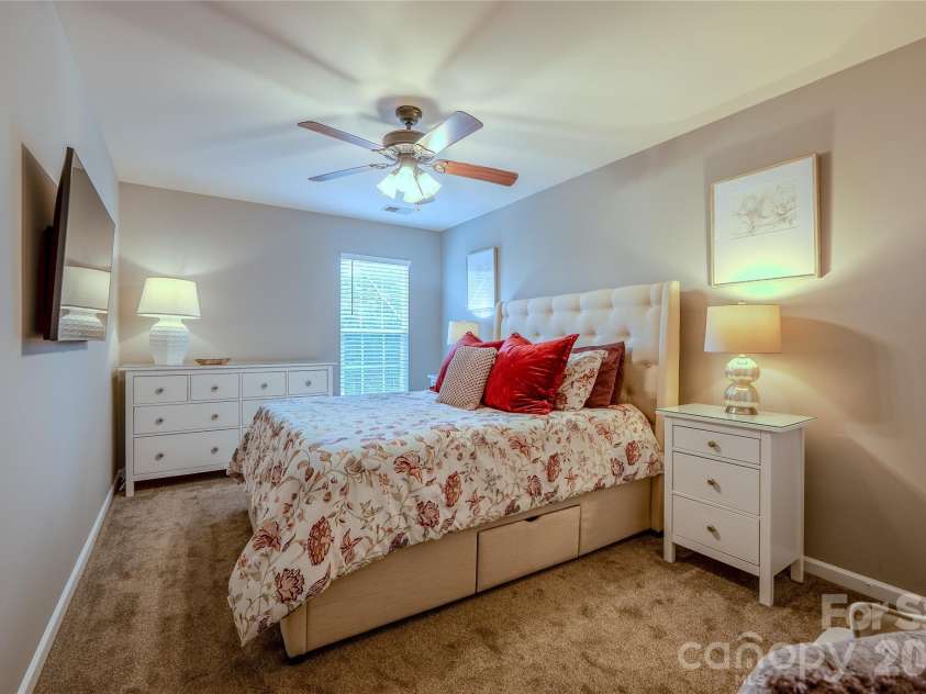 3001 Azalea Hills Drive, Charlotte, NC 28262.  MLS# CAR4366614, YatesRealty ID 11772. 