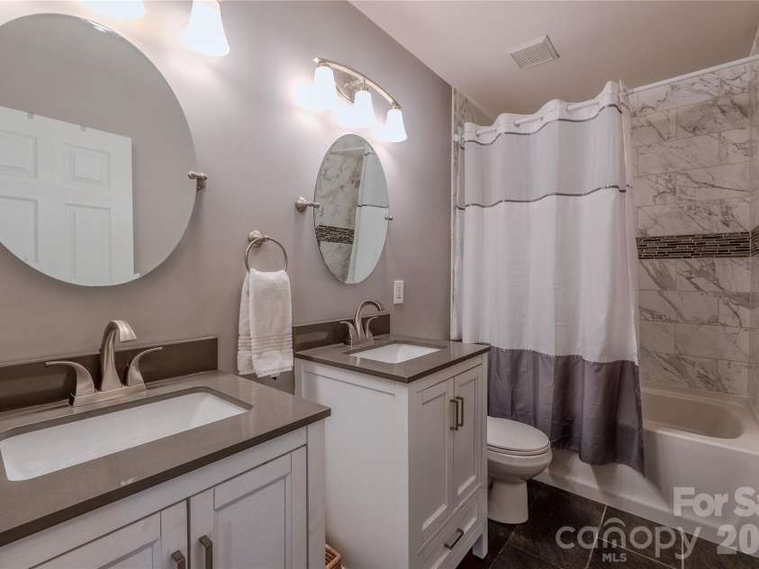 3001 Azalea Hills Drive, Charlotte, NC 28262.  MLS# CAR4366614, YatesRealty ID 11772. 