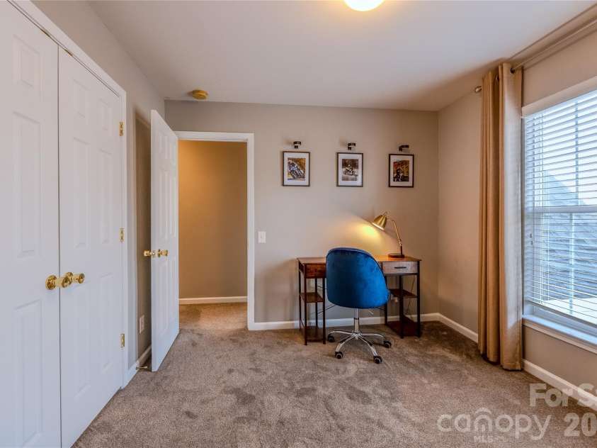 3001 Azalea Hills Drive, Charlotte, NC 28262.  MLS# CAR4366614, YatesRealty ID 11772. 