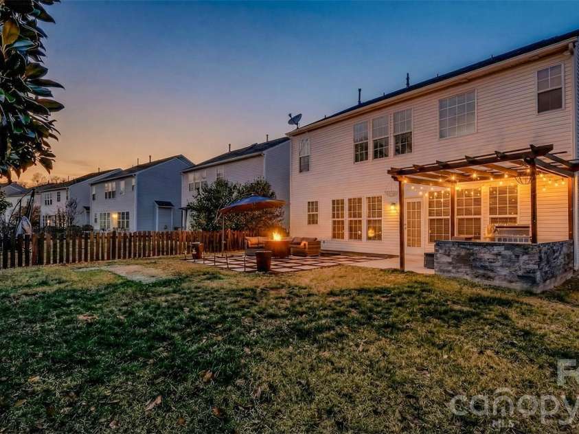 3001 Azalea Hills Drive, Charlotte, NC 28262.  MLS# CAR4366614, YatesRealty ID 11772. 