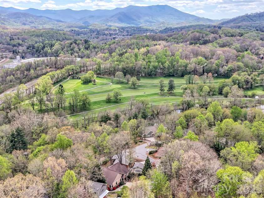 48 Hoosier Court, Lake Junaluska, NC 28745.  MLS# CAR4325773, YatesRealty ID 11773. 