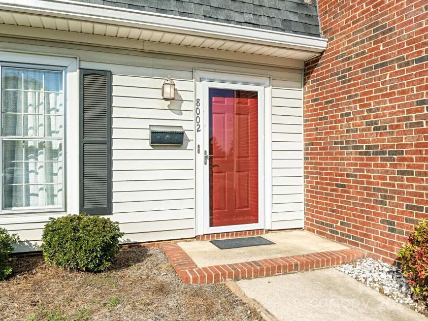 8002 Regent Park Lane, Charlotte, NC 28210.  MLS# CAR4199533, YatesRealty ID 11773. Front