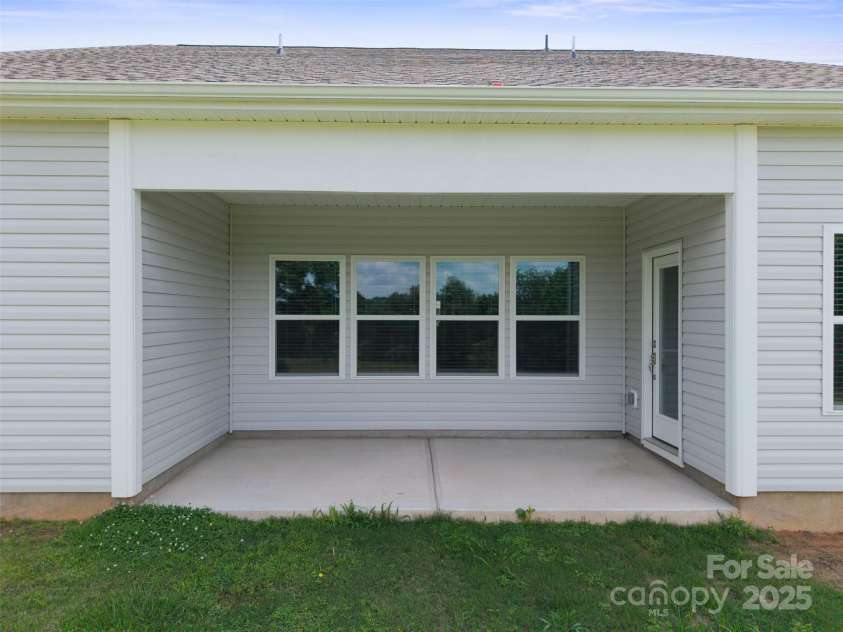 117 Carmine Court, Troutman, NC 28166.  MLS# CAR4269982, YatesRealty ID 11774. 