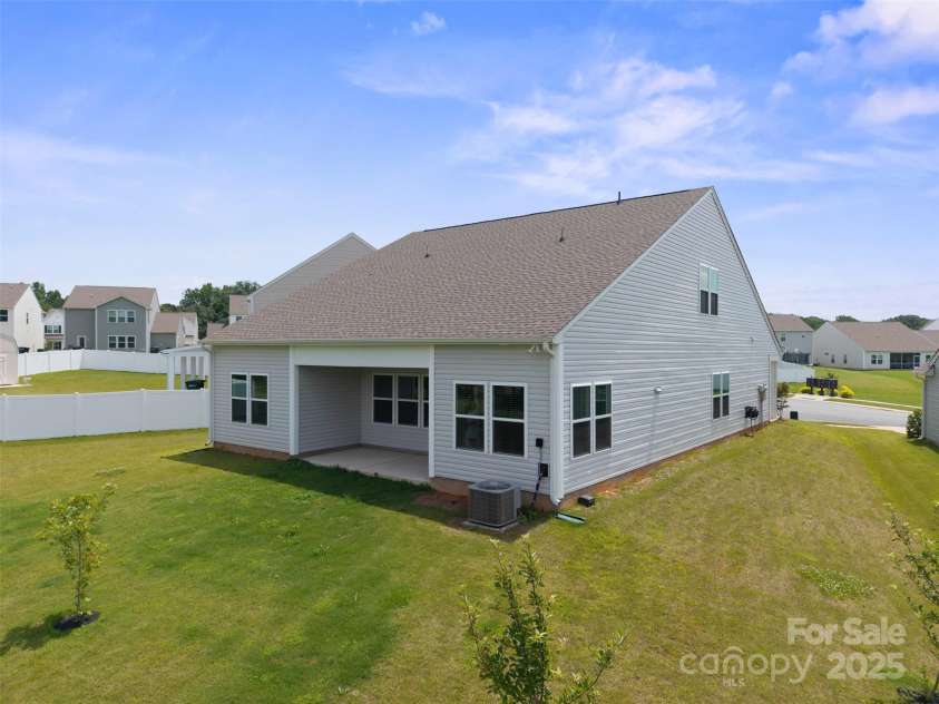 117 Carmine Court, Troutman, NC 28166.  MLS# CAR4269982, YatesRealty ID 11774. 